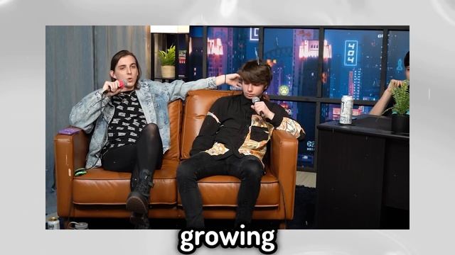 MrBeast Chris Reacts to His Coming Out смотреть онлайн
