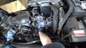 LC200. Дизель. Замена помпы.