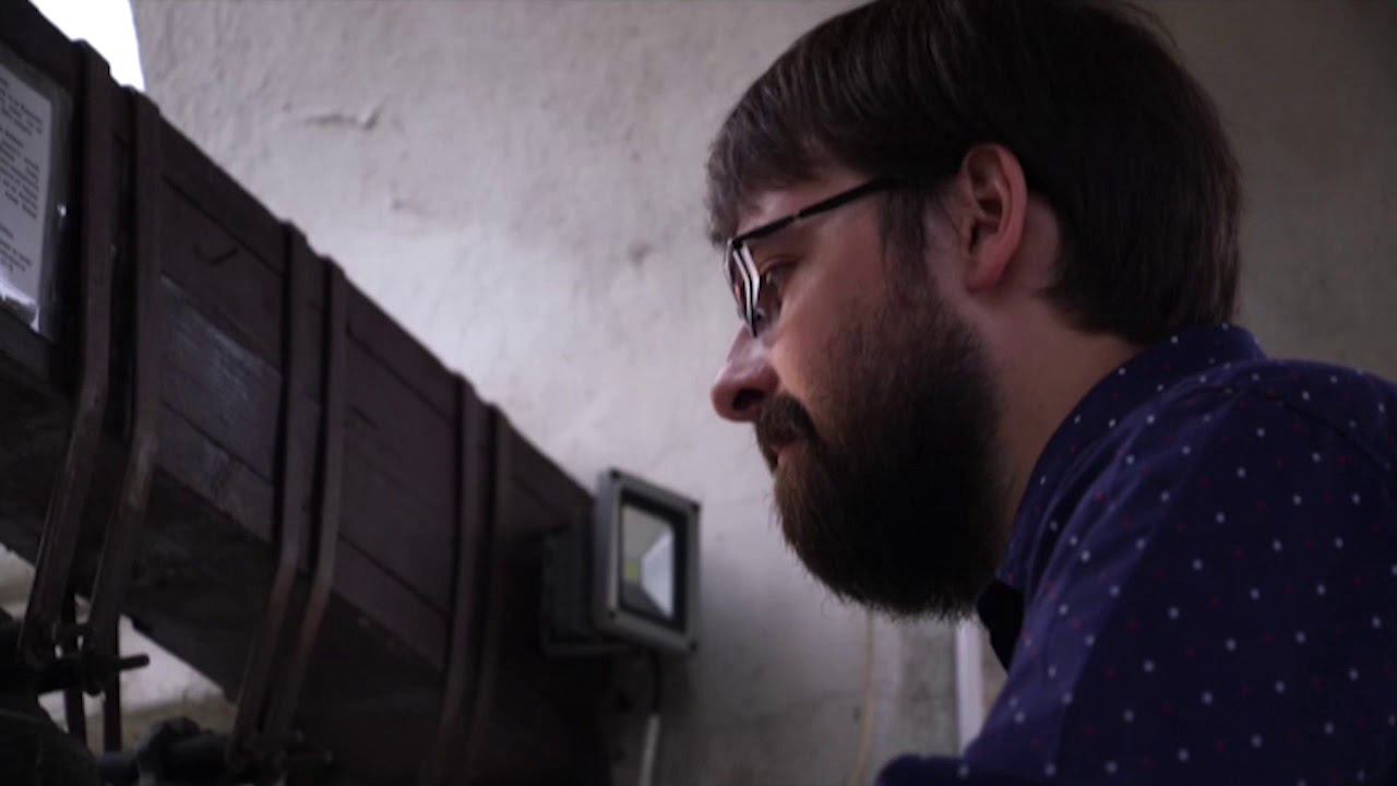 Лаврский звон. Звонарь Илья Дроздихин смотреть онлайн