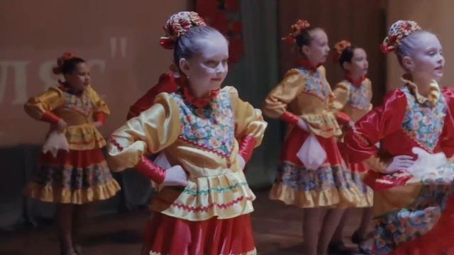 Танцевальная студия "Импульс" танцевальная группа "Серебро" - "Перепляс" смотреть онлайн