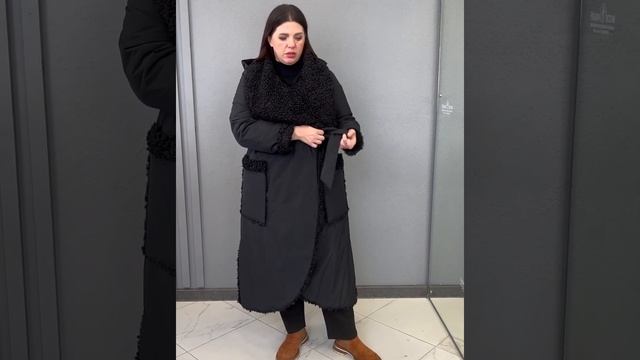 Пальто. Артикул: 127 Маркировка: 42-46 Длина от плечевого шва: 120 см На видео маркировка 44 смотреть онлайн