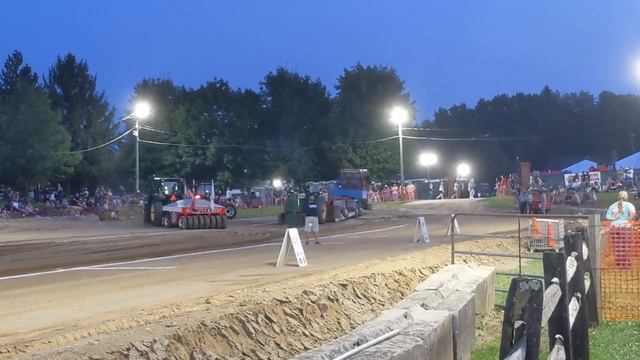 2021 #15000 Farm Stock Tractor Pull 4H Fair Heavy Out Of Field смотреть онлайн