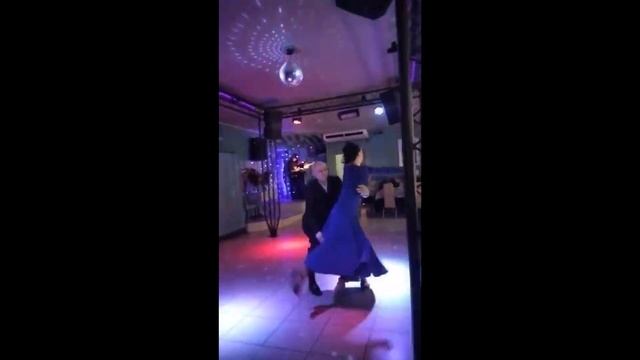 Пример поддержки для вальса, свадебного танца смотреть онлайн
