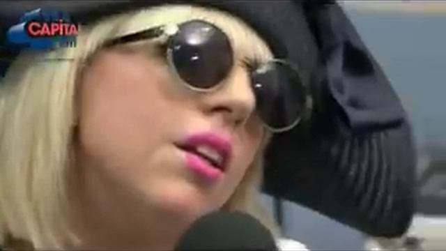 Lady Gaga - Paparazzi (Live Acoustic) смотреть онлайн