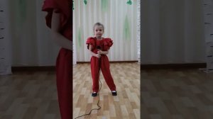 песня «Колокольчик» Поёт Кира Виноградова