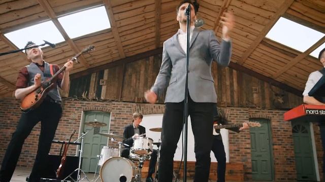 Function Junction present GROOVY REVOLUTION Wedding Band, Function Band, Party Band смотреть онлайн