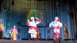 Дефиле в народном стиле