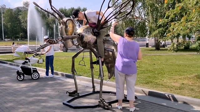 ? Екатеринбург обзор города 2021 ч.2 | Travel vlog На память | Дендрологический парк, плотинка и др смотреть онлайн