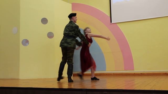 Мария Миронычева,Андрей Кисин-Афганский вальс смотреть онлайн