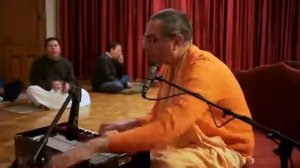 Глубокий киртан Е.С. Ниранджана Свами.