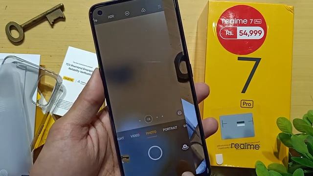 realme 7 Pro unboxing | Camera, fingerprint, face unlock tested смотреть онлайн