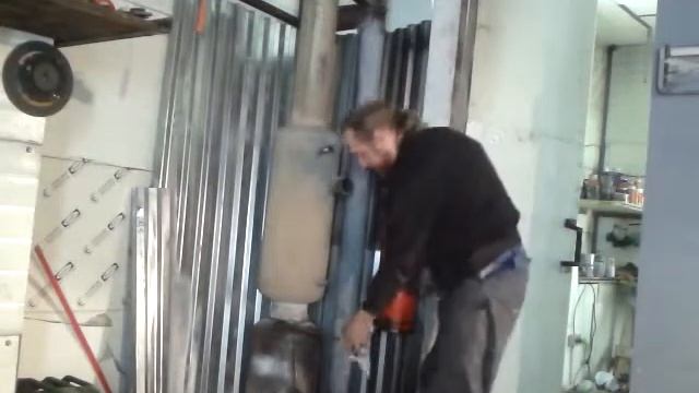 Про гараж-05 Печка на отработке. первое обслуживание через неделю. смотреть онлайн