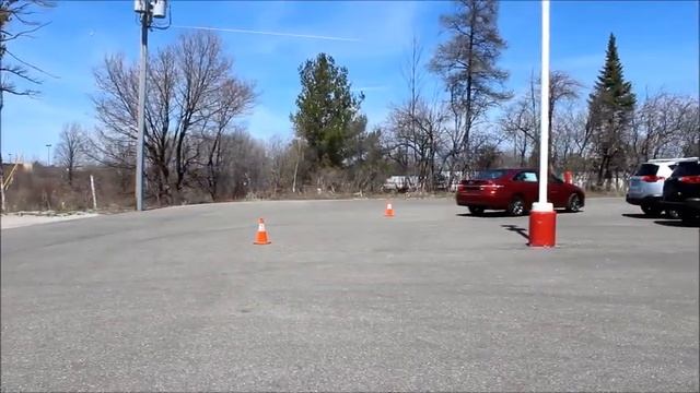 2015 Toyota Camry vs The Champ смотреть онлайн