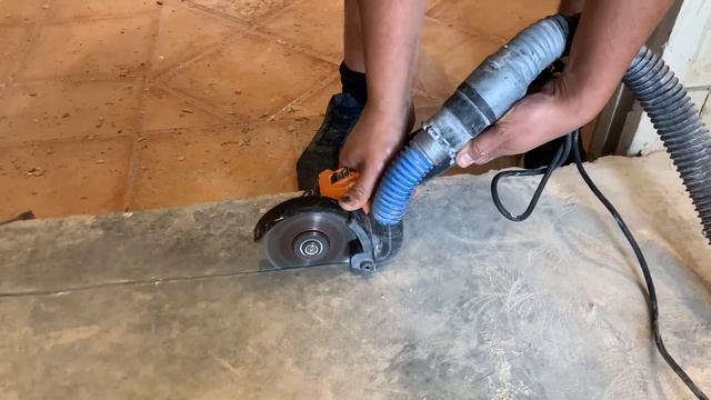 grinder Dust free cutting collector on tiles . Slide on exiting guard смотреть онлайн