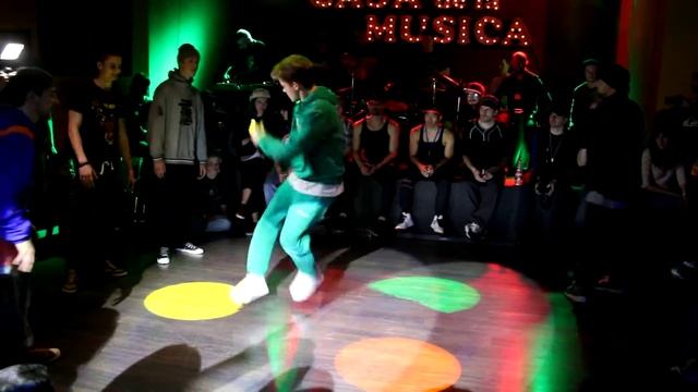 Хип-хоп фестиваль Открытие 19.12.2017 г. Белгород Oustanding 1 8 смотреть онлайн