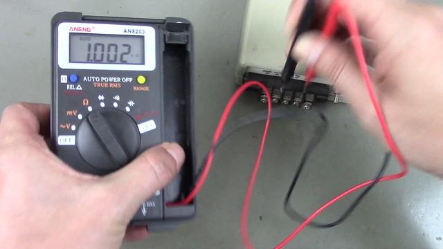 Multímetro de bolso Aneng AN8203 - Unboxing Radical (Banggood) смотреть онлайн