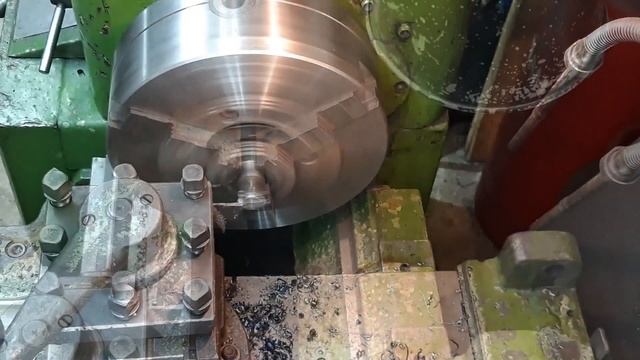 Гур для токарного станка точим штуцера. смотреть онлайн