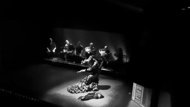 Flamenco bata de cola - Cursillo en ExpresArte Madrid смотреть онлайн