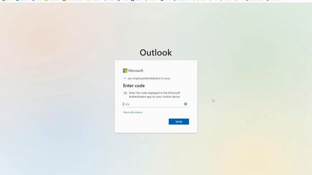 Using the Microsoft Authenticator App Offline смотреть онлайн