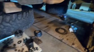 УАЗ 3151 ремонт шкворней военного моста.