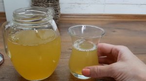 Очистить легкие и прекратить кашель! 2 рецепта чая с лавровым листом и сироп с медом