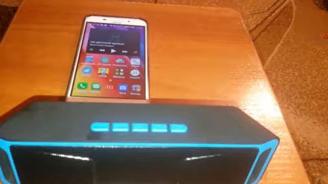 Обзор беспроводной блютус гарнитуры колонки усилителя звука смотреть онлайн