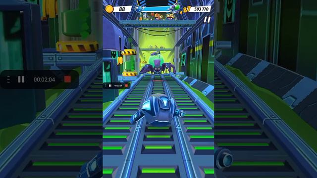 играю в Red Ball Super Run
 но он загадочный там говорят персонажи😱