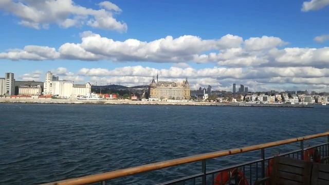 Istanbul ferry Ride Eminonu to Kadikoy смотреть онлайн