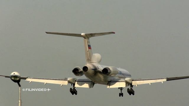 ✈ФСБ-эшный Туполь с родным звуком - Ту-154М RA-85084 / Аэропорт Внуково смотреть онлайн