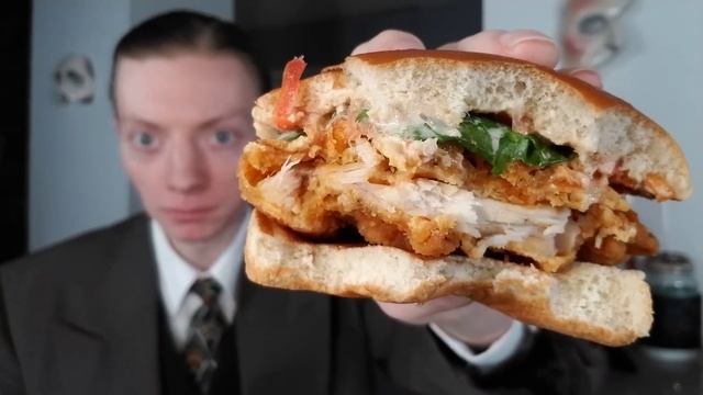 Wendy's NEW Ghost Pepper Ranch Chicken Sandwich Review! смотреть онлайн