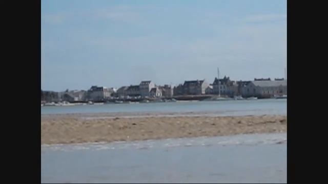 Sandra Tiffany France La Baule open market, kayaking смотреть онлайн