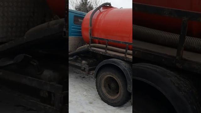 Начинаем качать, ассенизатор Зил!!!! смотреть онлайн