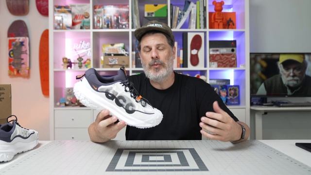 Nike ACG Mountain Fly 2 Low | Gridiron Black Summit White смотреть онлайн