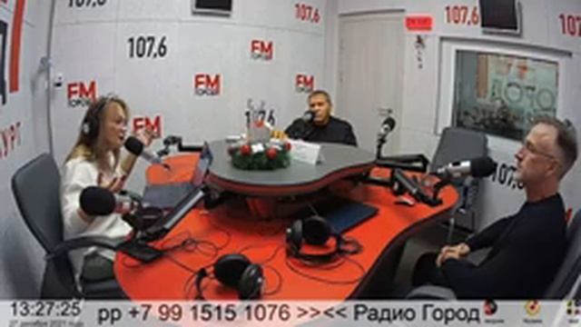 Зачем заниматься физкультурой и как себя заставить встать с дивана... смотреть онлайн