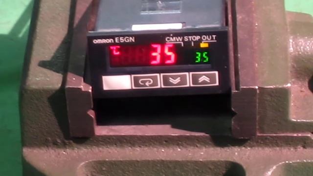 OMRON E5GN-Q1TC Temperature controler 　動作確認 смотреть онлайн