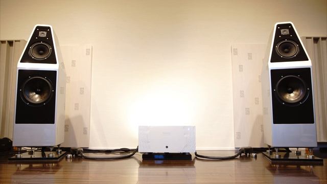 Boulder 1160 1010 ,Wilson Audio Sophia-S2 ,Burmester 061(YMO / COMPUTER GAME) смотреть онлайн