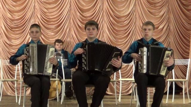 Ансамбль"Кнопочки баянные"-"Позови меня" смотреть онлайн