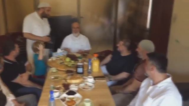 Ахьмад Ганиев - Дарить и принимать подарки является Сунной на инг яз смотреть онлайн