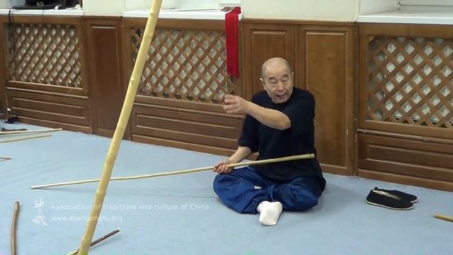 Массаж с палкой и что делать, когда чешется - Му Юйчунь - теория чесания смотреть онлайн