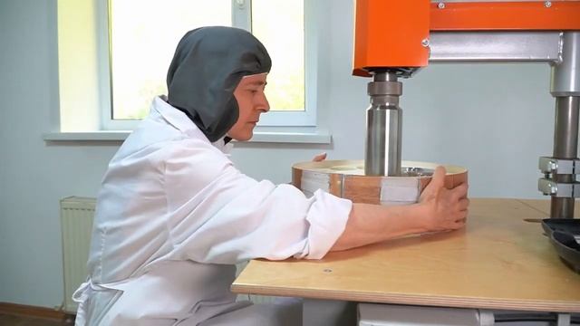 Как готовят гостии для Причастия смотреть онлайн