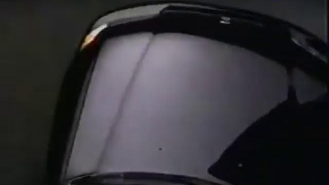 1992 Honda Civic Sedan "Watch" Commercial смотреть онлайн