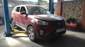 Замена передних тормозных колодок на Hyundai Creta 1,6 Хендай Крета 2019