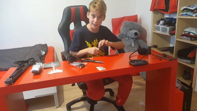 Mám NOVEJ mikrofon /stavým si svůj setup#2(trust emita+) смотреть онлайн