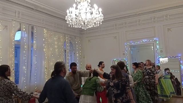 Весенние Ручейки на Сказочном Балу смотреть онлайн