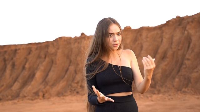 Теряем мы любовь : Юлия Гаврилова ( cover на песню Shaman) смотреть онлайн