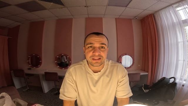 ВЛОГ. Роберт снялся в рекламе бренда в 4 месяца! смотреть онлайн