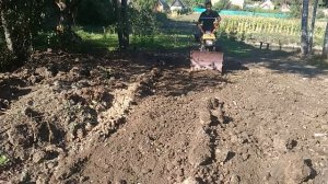 Отвал для мотоблока.Работаю мотоблоком с отвалом.