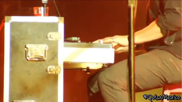 [07] QotsA - The Vampyre of Time and Memory @FrequencyFestival2014 смотреть онлайн
