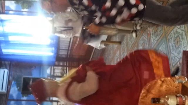 ПОДАРОК ОТ ДРУЗЕЙ МОЛОДОЖЕНАМ.МИЛЕШКИНЫ. смотреть онлайн