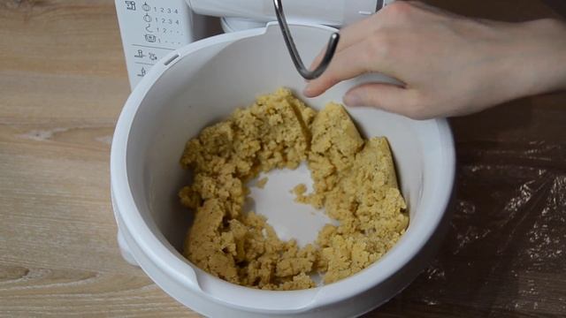 Spritzgebäck backen | Rezept für Weihnachtsplätzchen mit der Bosch MUM 4 #boschmum #spritzgebäck смотреть онлайн